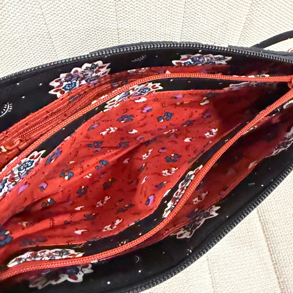 NEW Vera Bradley Foxbury Crossbody Bag Feathery Bouquets Quilted Floral Purse - Picture 7 of 8